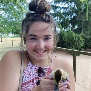 Meet your Posher, Megan